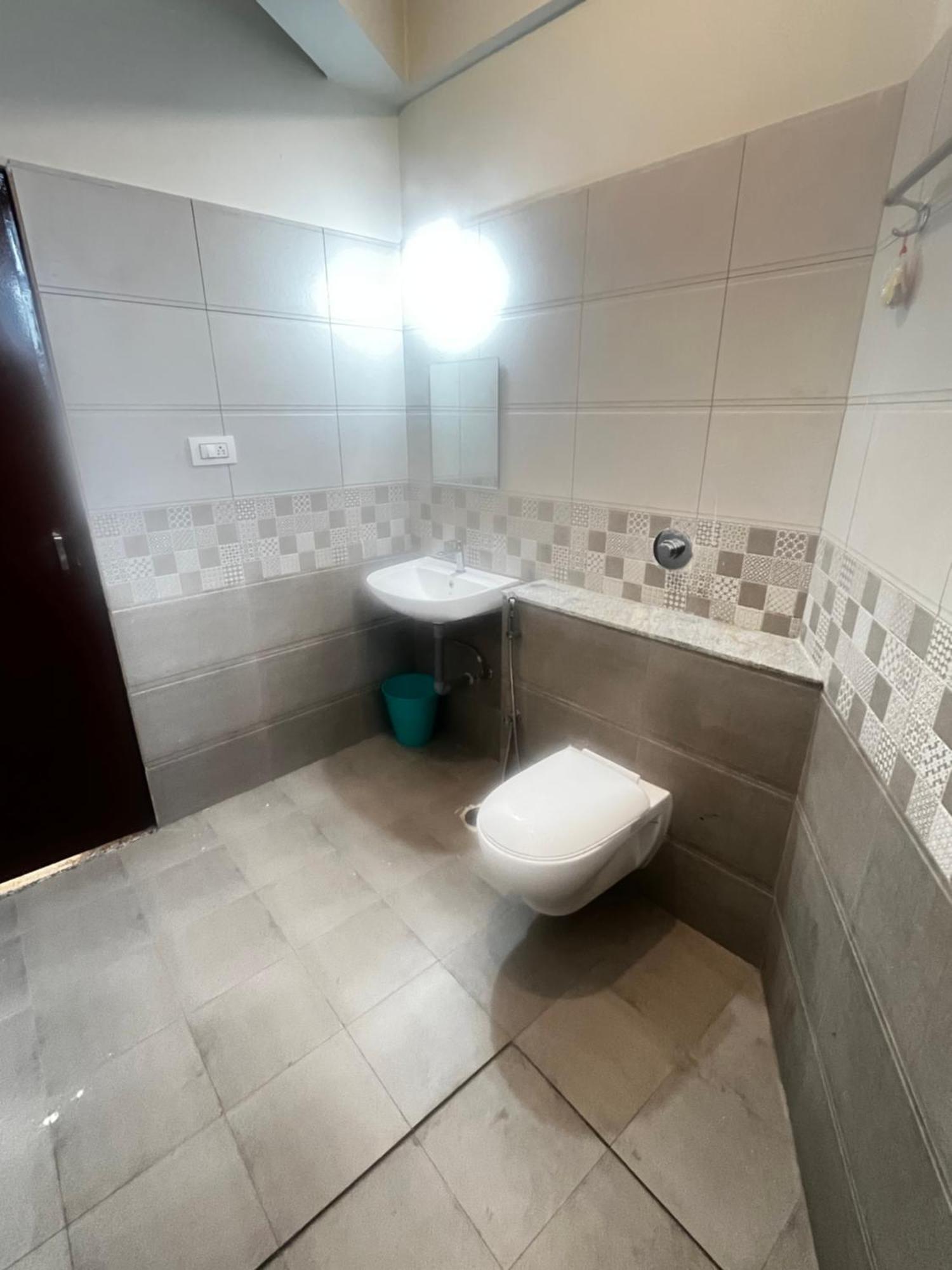 Hotel Raj Comfort บังกาลอร์ ภายนอก รูปภาพ